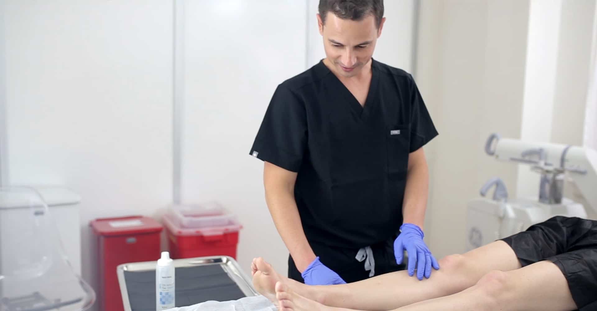 Vein Treatment Clinic is a highly-reputable vein clinic in TX. In this article, our vein doctor answers some frequently asked questions about varicose veins and spider veins.